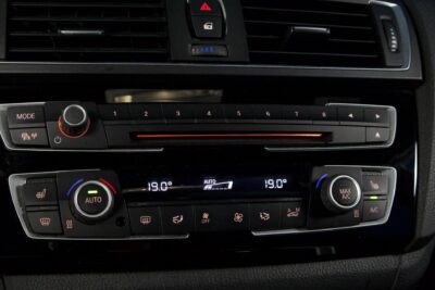 BMW 118 F20 Hatchback 118i Business M Sport / LED / Urheiluistuimet / Tutka - Autonova