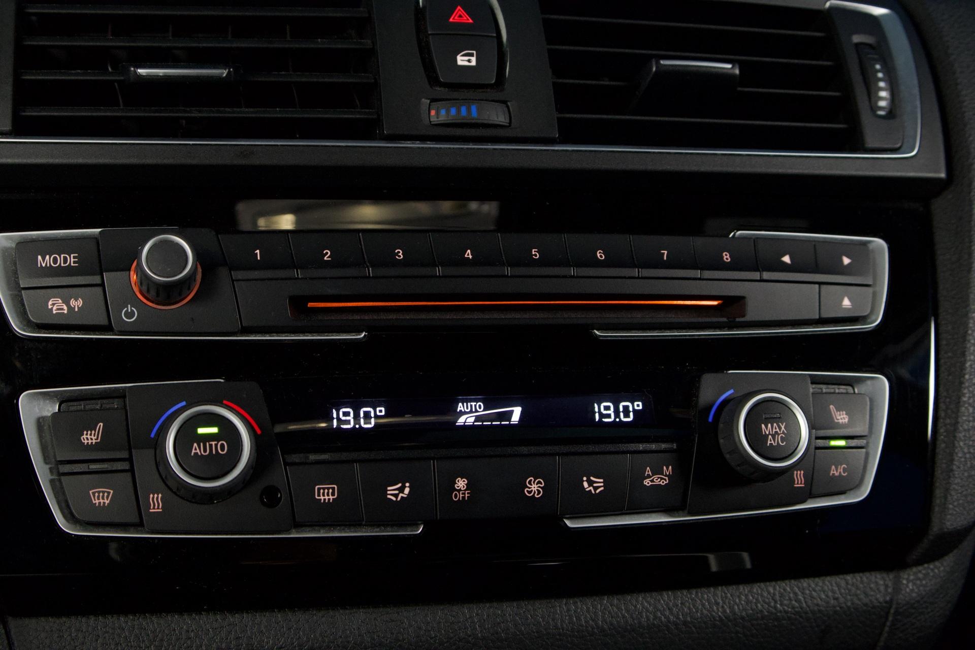 BMW 118 F20 Hatchback 118i Business M Sport / LED / Urheiluistuimet / Tutka - Autonova