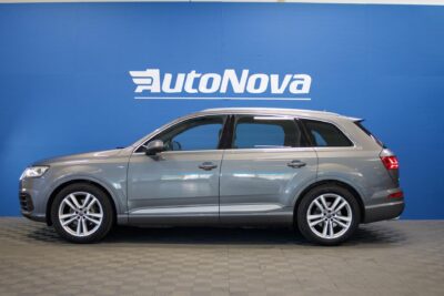Audi Q7 Business 3,0 V6 TDI 200 kW quattro tiptronic / S-Line Webasto / Digimittaristo / Koukku / Keyless Go / LED / Kamera - Autonova