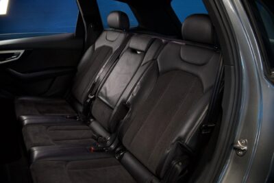 Audi Q7 Business 3,0 V6 TDI 200 kW quattro tiptronic / S-Line Webasto / Digimittaristo / Koukku / Keyless Go / LED / Kamera - Autonova