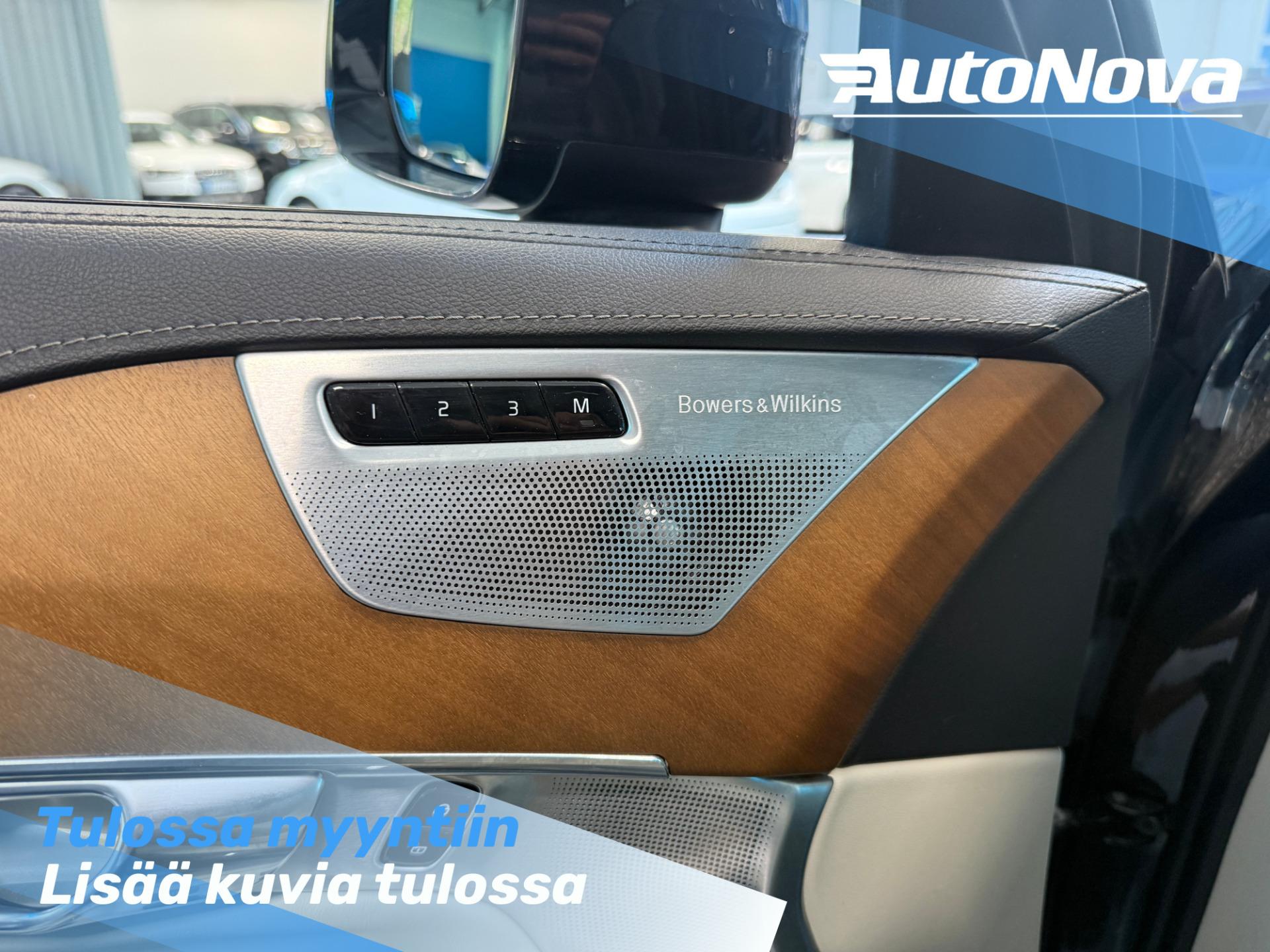 Volvo XC90 T8 Twin Engine AWD Excellence / Bowers & Wilkins / Jääkaappi / Hieronta / HUD / Pilot Assist / Panorama - Autonova