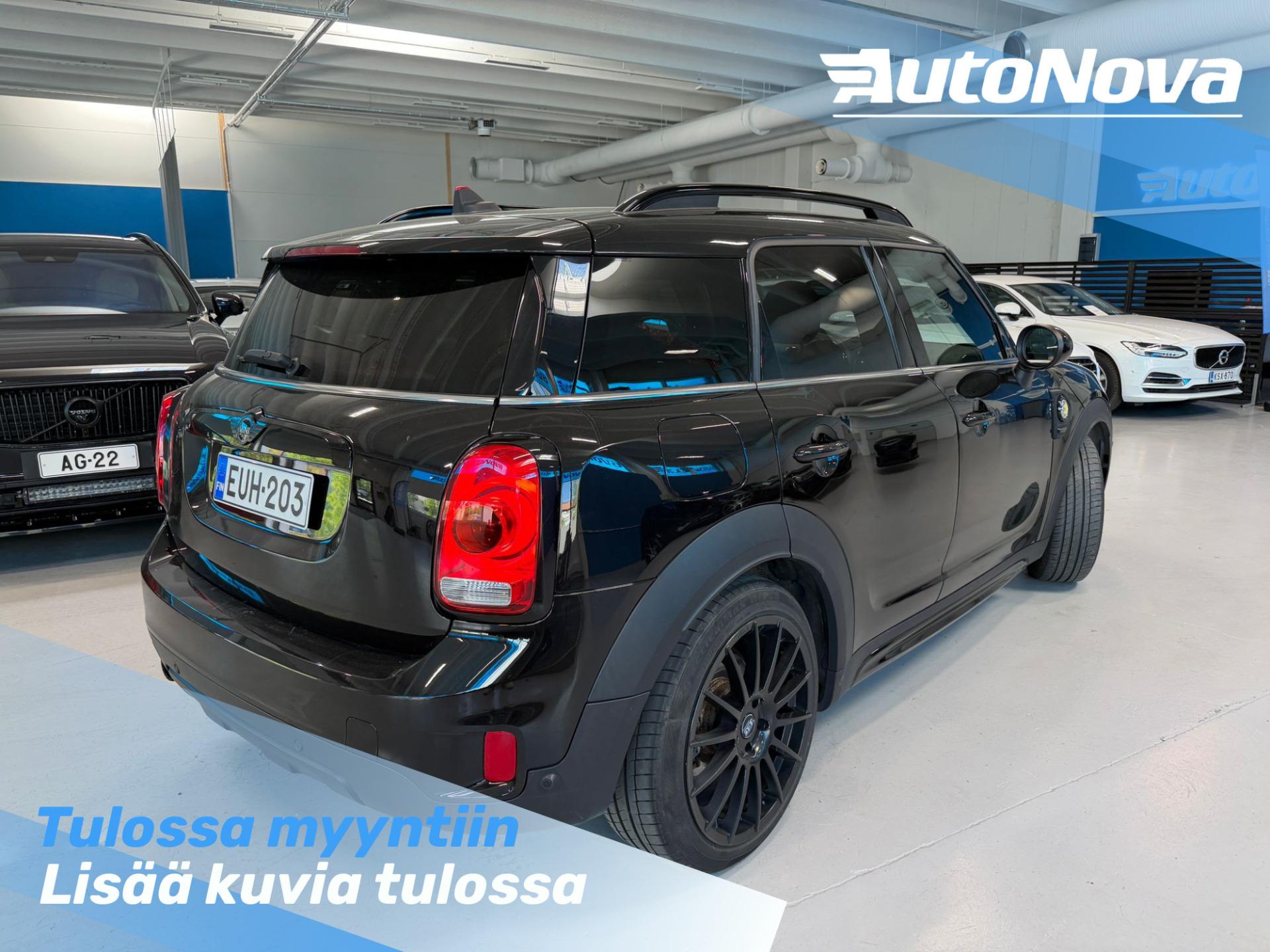 Mini Countryman Cooper SE ALL4 Chili / Panorama / H/K / Keyless Go / Muistipenkit / Nahkaverhoilu / LED - Autonova