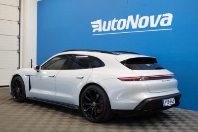 Porsche Taycan Taycan GTS Sport Turismo / Burmester / Innodrive / Lasikatto / Matkustajan näyttö / Sport Chrono / Nelipyöräohjaus - Autonova