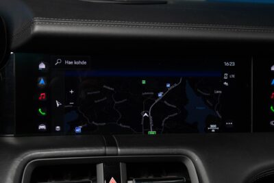 Porsche Taycan Taycan GTS Sport Turismo / Burmester / Innodrive / Lasikatto / Matkustajan näyttö / Sport Chrono / Nelipyöräohjaus - Autonova