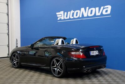 Mercedes-Benz SLK 350 AMG-Line 306hv / AMG 55 Look / Sport putkisto / Airscarf / Nahkaverhoilu / Tutkat / Punaiset vyöt - Autonova