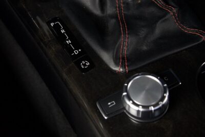 Mercedes-Benz SLK 350 AMG-Line 306hv / AMG 55 Look / Sport putkisto / Airscarf / Nahkaverhoilu / Tutkat / Punaiset vyöt - Autonova