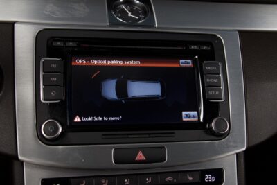 Volkswagen Passat Variant Comfortline 1,8 TSI 118 kW (160 hv) DSG-automaatti / Pysäköinti tutkat / Lohkolämmitin + sisäpistoke - Autonova