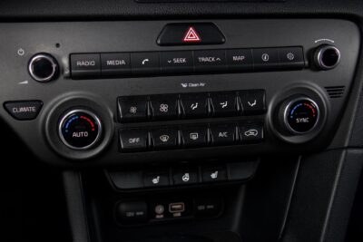 Kia Sportage 1,7 CRDi ISG Urban EX DCT A/T 141 hv / Webasto / Kaistavahti / Navi / Vakkari / Tutkat - Autonova