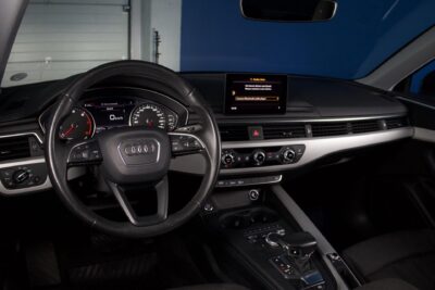 Audi A4 Sedan Business 2,0 TFSI 140 kW S tronic / Keyless Go / Adapt. LED / Suomi-Auto / Tutka - Autonova