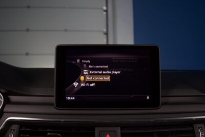 Audi A4 Sedan Business 2,0 TFSI 140 kW S tronic / Keyless Go / Adapt. LED / Suomi-Auto / Tutka - Autonova