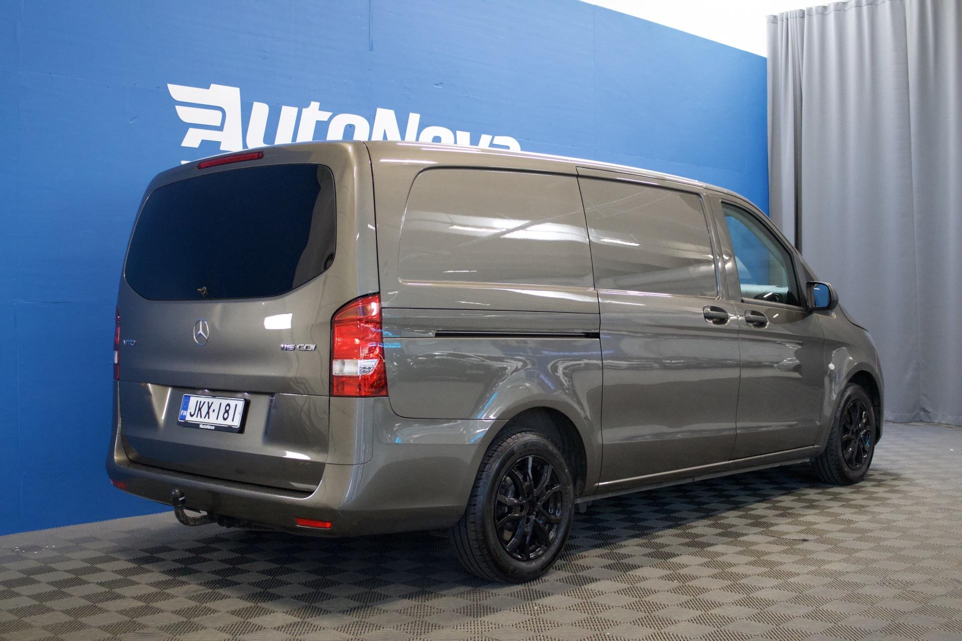 Mercedes-Benz Vito 116CDI-3,05/32K keskipitkä A2 A / Webasto / Vakionopeudensäädin / Vetokoukku / Hyllyt / Vanerointi - Autonova