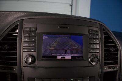 Mercedes-Benz Vito 116CDI-3,05/32K keskipitkä A2 A / Webasto / Vakionopeudensäädin / Vetokoukku / Hyllyt / Vanerointi - Autonova