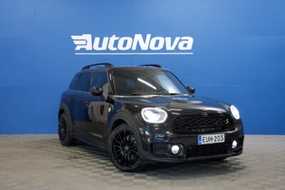 Mini Countryman Cooper SE ALL4 Chili / Panorama / H/K / Keyless Go / Muistipenkit / Nahkaverhoilu / LED - Autonova