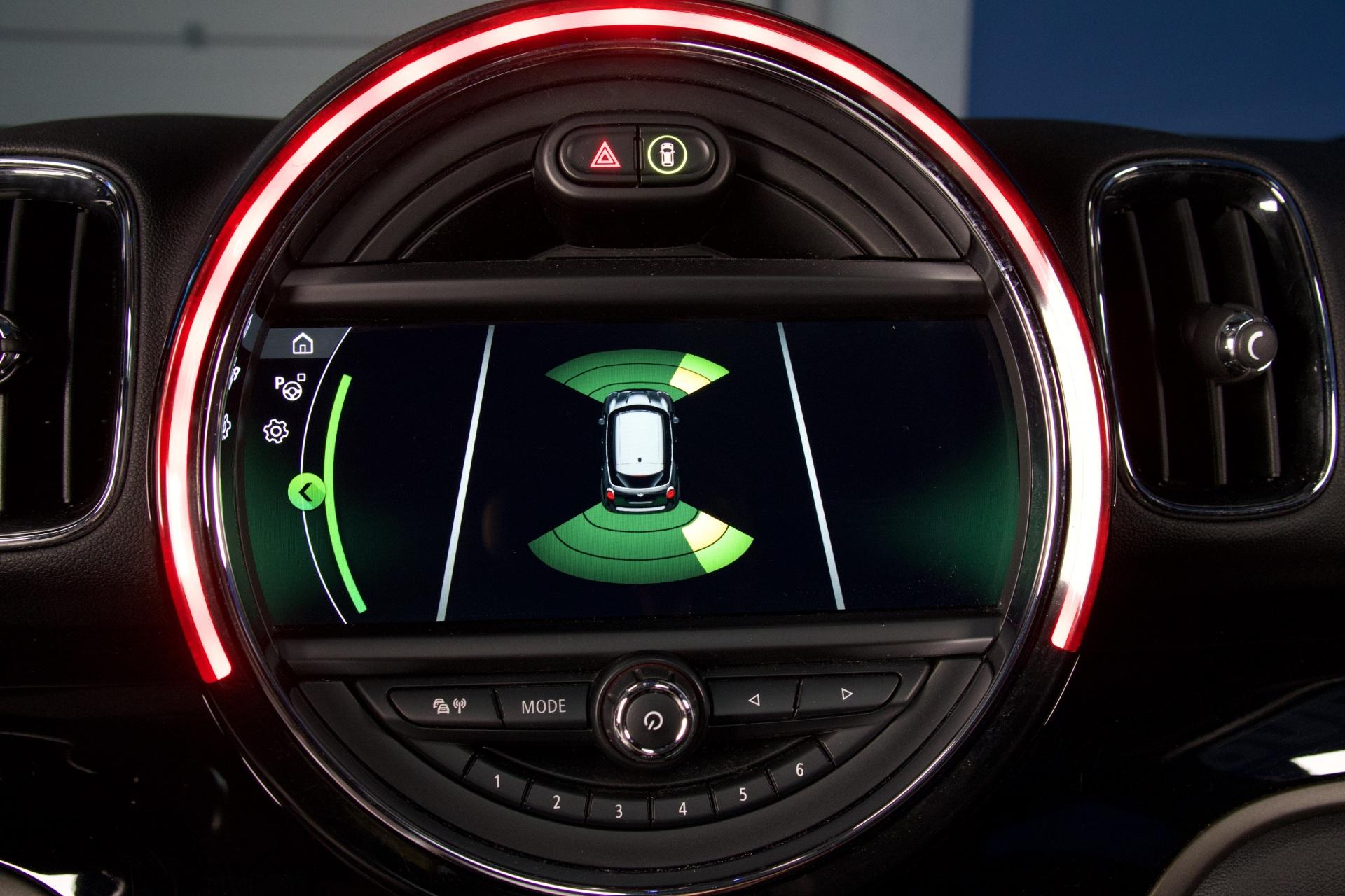 Mini Countryman Cooper SE ALL4 Chili / Panorama / H/K / Keyless Go / Muistipenkit / Nahkaverhoilu / LED - Autonova