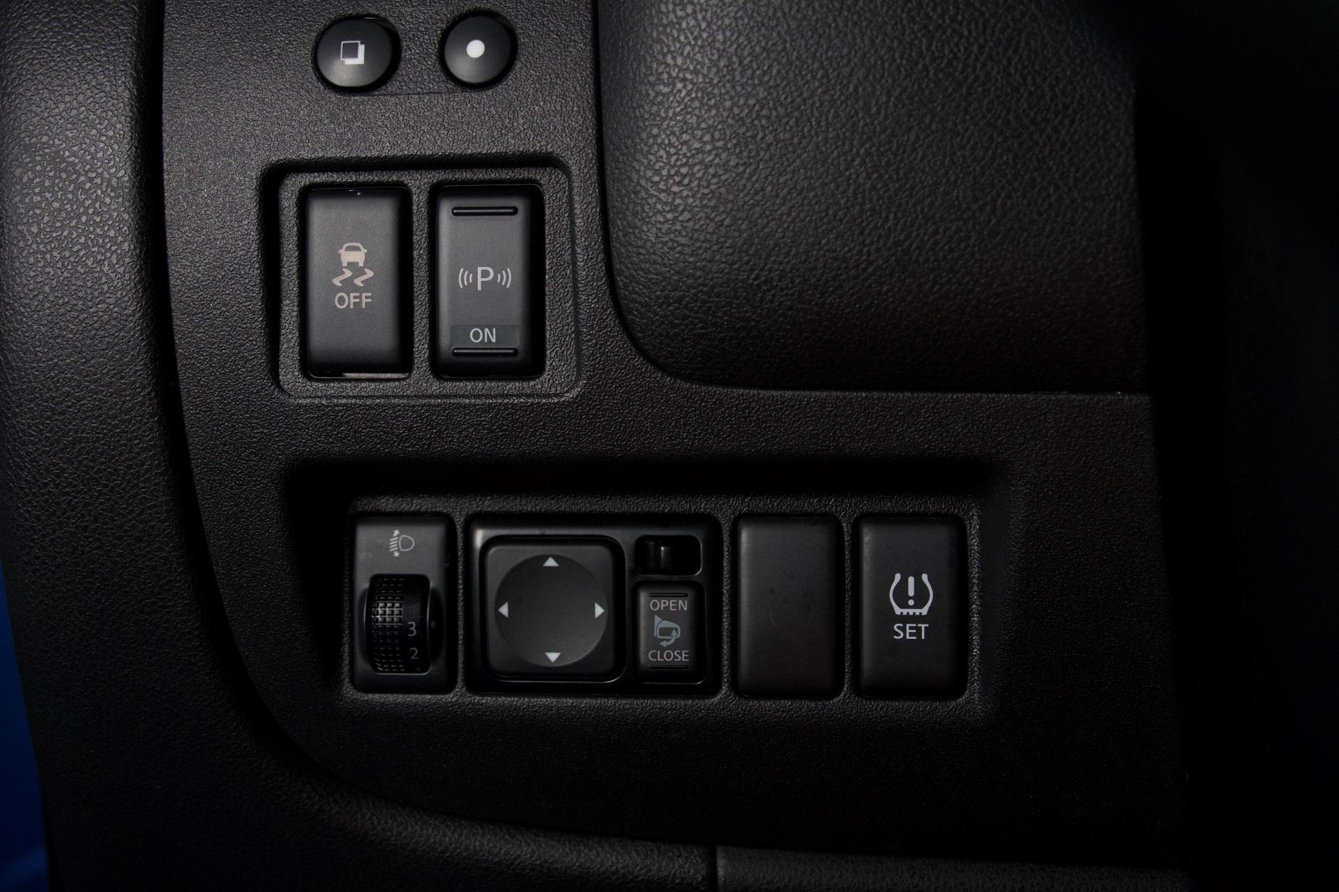 Nissan Micra 80 N-TEC 5M/T TPMS / Vakionopeudensäädin / Lohko + sisäpistoke / Navi / Pysäköintitutka - Autonova