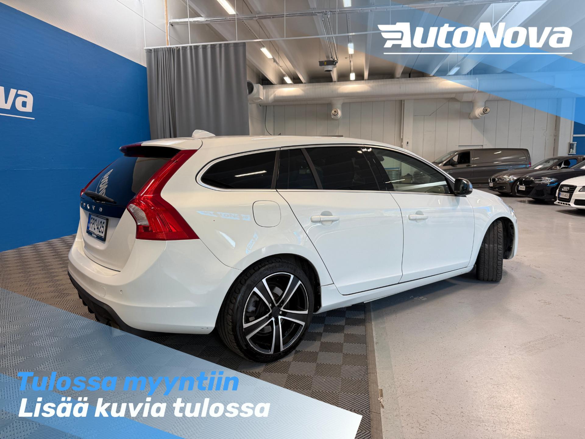 Volvo V60 D4 AWD R-Design Aut. / Vakionopeudensäädin / City Safety / Aktiiviset xenon ajovalot / Tutkat / Osanahkaverhoilu - Autonova