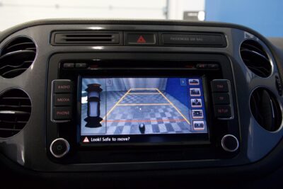 Volkswagen Tiguan Sport & Style 1,4 TSI 118 kW (160 hv) 4MOTION / Webasto / P-kamera + Tutkat / Vakionopeudensäädin / Vetokoukku - Autonova