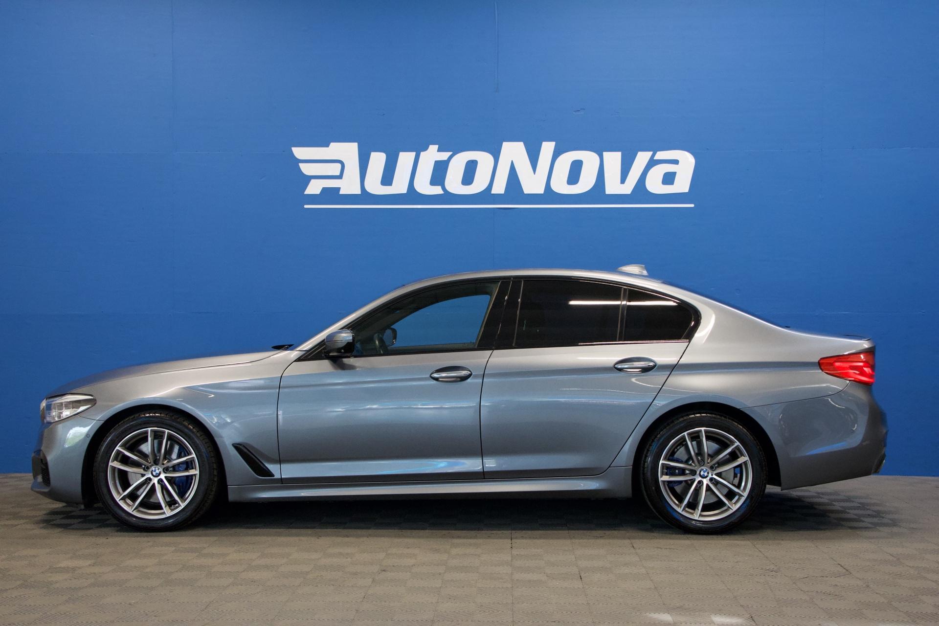 BMW 530 G30 Sedan 530d xDrive M Sport / HUD / ACC / H&K / Night Vision / Comfort-istuimet / Webasto / Koukku / 360-Kamera - Autonova