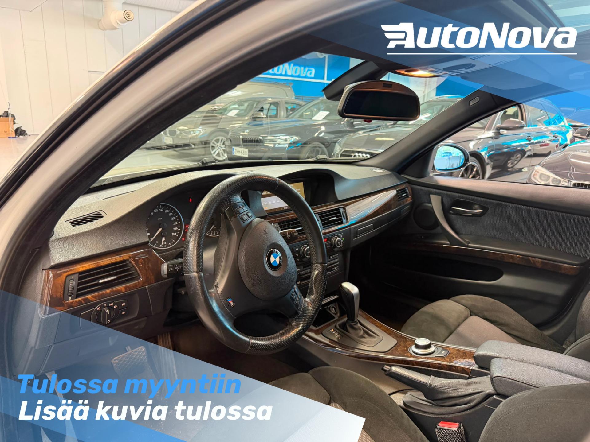 BMW 325 E90 Sedan M-Sport / Webasto / Xenon / Kattoikkuna / Prof. Navi / Sporttipenkit sähköllä / P-kamera - Autonova