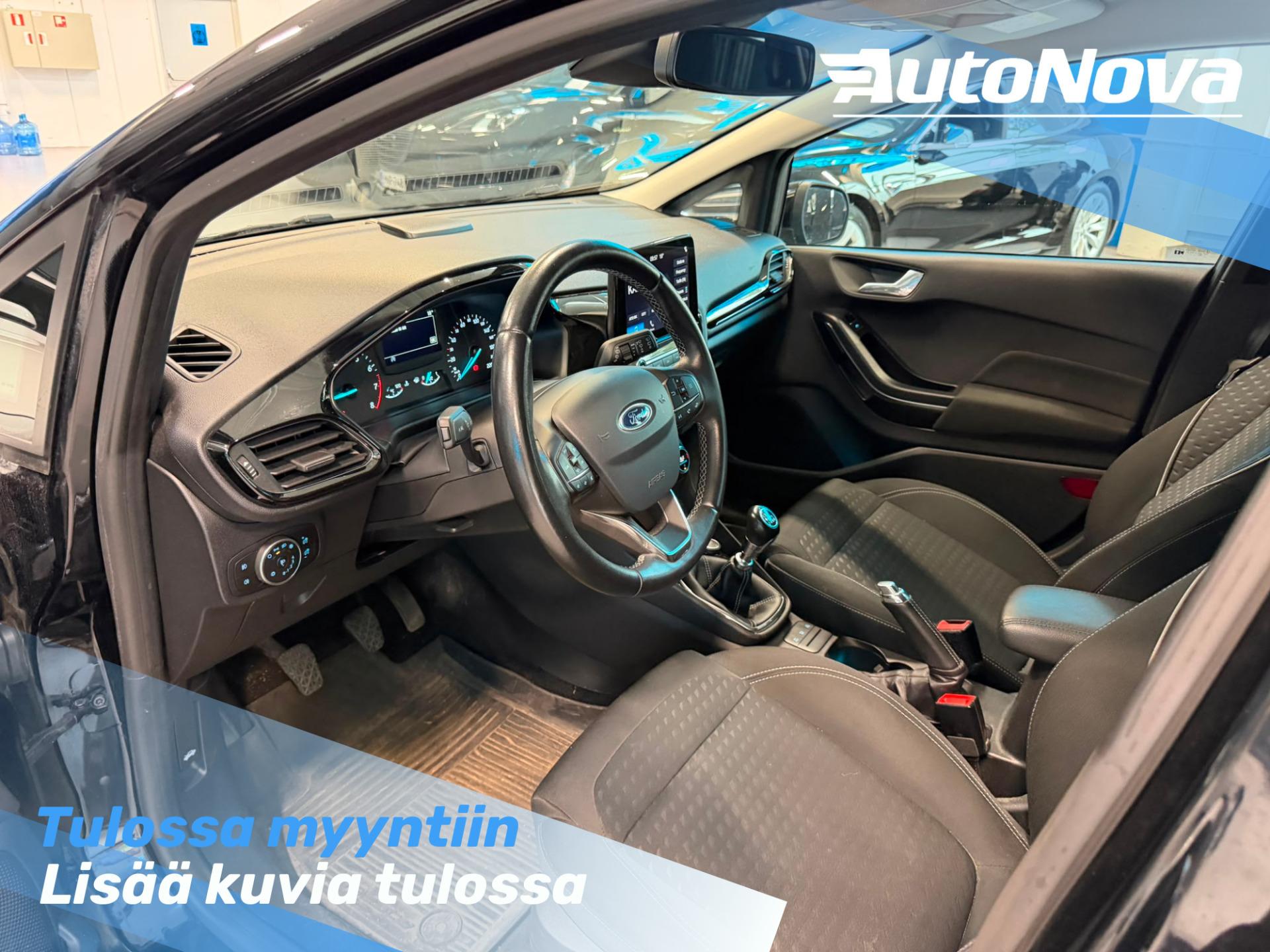 Ford Fiesta 1,0 EcoBoost 100hv M6 Titanium 5-ovinen / Lohko + sisäp / Ratin- ja tuulilasinlämmitin / Vakkari / 2x alut - Autonova