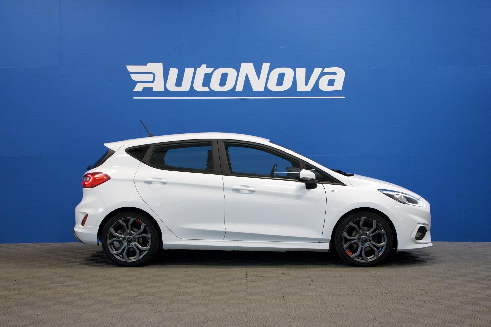 Ford Fiesta 1,0 EcoBoost 100hv M6 ST-Line / LED / Vakkari / Kaistavahti / Urheilusituimet / Suomi-Auto / Ratinlämmitin - Autonova