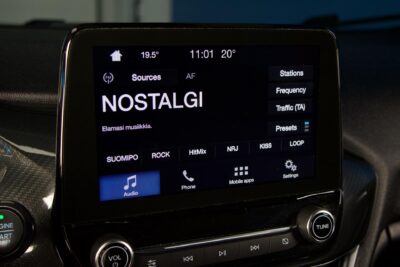 Ford Fiesta 1,0 EcoBoost 100hv M6 ST-Line / LED / Vakkari / Kaistavahti / Urheilusituimet / Suomi-Auto / Ratinlämmitin - Autonova
