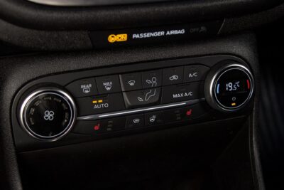 Ford Fiesta 1,0 EcoBoost 100hv M6 ST-Line / LED / Vakkari / Kaistavahti / Urheilusituimet / Suomi-Auto / Ratinlämmitin - Autonova