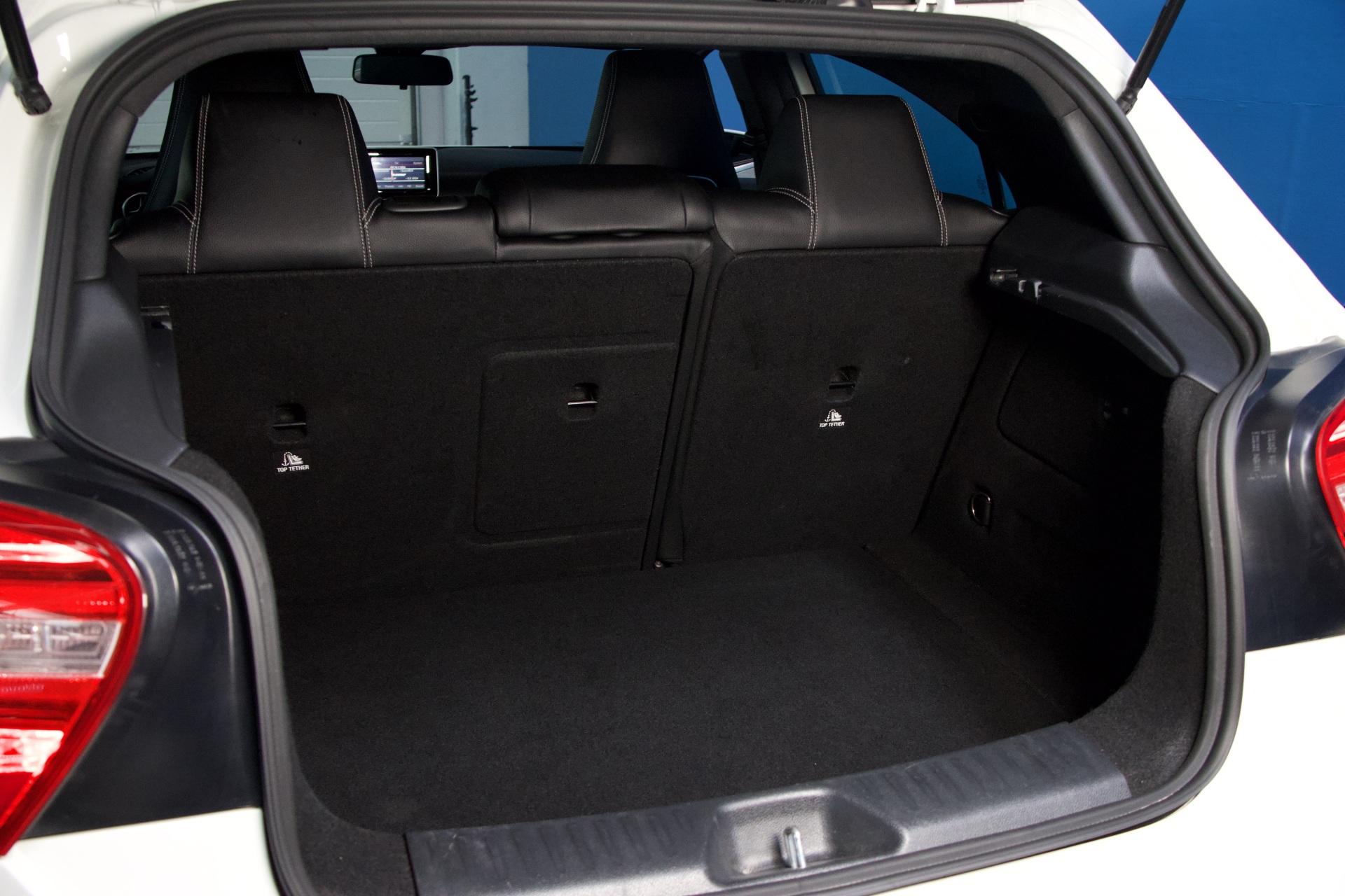Mercedes-Benz A 180 BE A Premium Business / Webasto / Kamera / Suomi-Auto / Vakkari / Bi-Xenon / Vaaleat penkit - Autonova