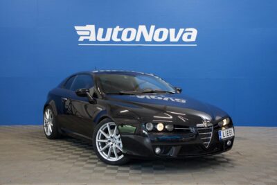 Alfa Romeo Brera 3,2 JTS V6 Q4 / Panorama / Muistipenkit / Vakkari / Punainen nahkaverhoilu / Navigointi - Autonova