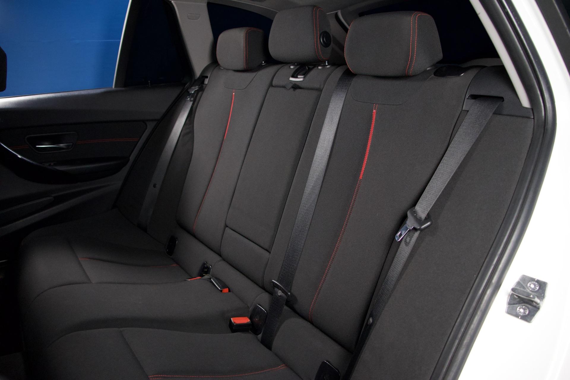 BMW 320 TwinPower Turbo A Limited xDrive Edition F31 Touring Sport / Xenon-ajovalot / Tutka / Suomi-Auto - Autonova