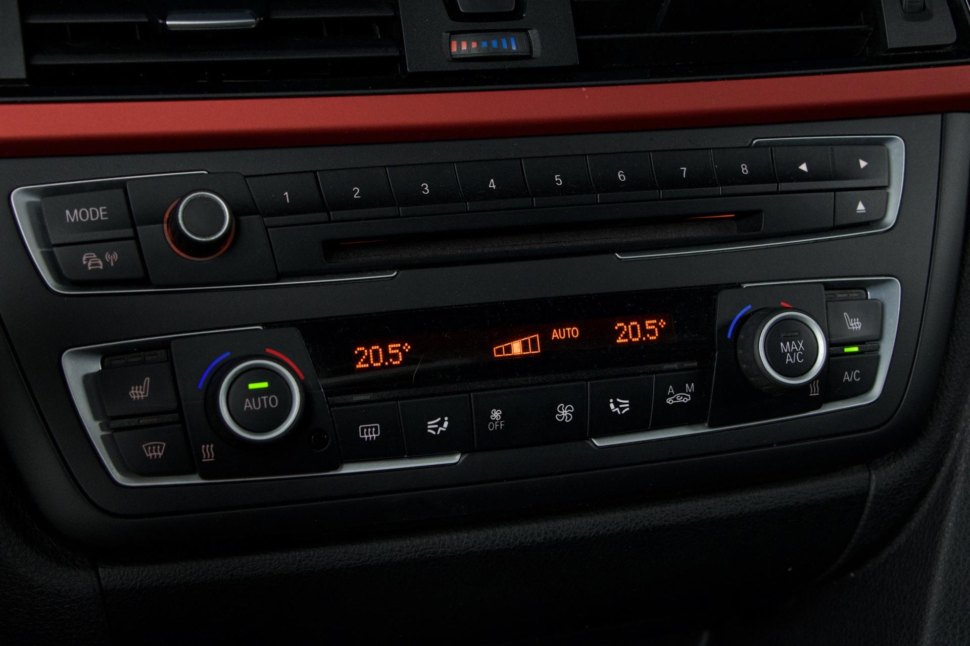 BMW 320 TwinPower Turbo A Limited xDrive Edition F31 Touring Sport / Xenon-ajovalot / Tutka / Suomi-Auto - Autonova