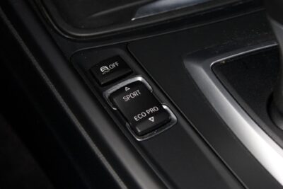 BMW 320 TwinPower Turbo A Limited xDrive Edition F31 Touring Sport / Xenon-ajovalot / Tutka / Suomi-Auto - Autonova