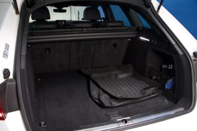 Audi A4 Avant Business Sport S line Edition 2,0 TDI 140kW quattro S tronic / Webasto / Bang & Olufsen 3D / Koukku / Kessy - Autonova