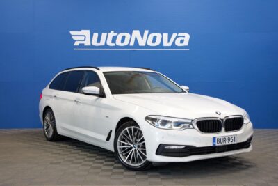 BMW 530 G31 Touring 530d xDrive Sportline / Webasto / Adapt LED / HUD / HiFi / ACC / Koukku / Prof. Navi / 360-kamera - Autonova