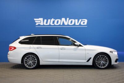 BMW 530 G31 Touring 530d xDrive Sportline / Webasto / Adapt LED / HUD / HiFi / ACC / Koukku / Prof. Navi / 360-kamera - Autonova