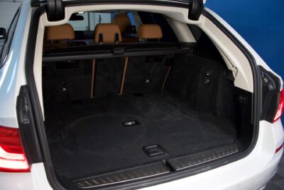 BMW 530 G31 Touring 530d xDrive Sportline / Webasto / Adapt LED / HUD / HiFi / ACC / Koukku / Prof. Navi / 360-kamera - Autonova