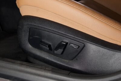 BMW 530 G31 Touring 530d xDrive Sportline / Webasto / Adapt LED / HUD / HiFi / ACC / Koukku / Prof. Navi / 360-kamera - Autonova