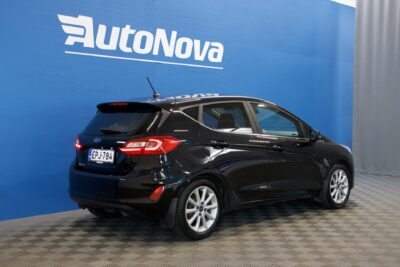 Ford Fiesta 1,0 EcoBoost 100hv M6 Titanium 5-ovinen / Lohko + sisäp / Ratin- ja tuulilasinlämmitin / Vakkari / 2x alut - Autonova
