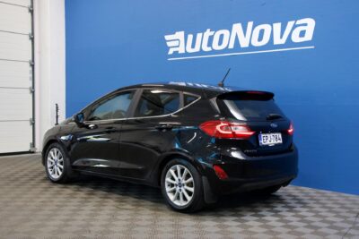 Ford Fiesta 1,0 EcoBoost 100hv M6 Titanium 5-ovinen / Lohko + sisäp / Ratin- ja tuulilasinlämmitin / Vakkari / 2x alut - Autonova