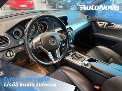 Mercedes-Benz C 220 CDI BE T 4Matic A Premium Business / AMG sisä- ja ulkopaketti / Webasto / Nahat / Tutkat / Vetokoukku - Autonova
