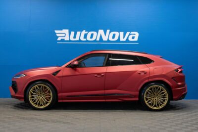 Lamborghini Urus SE 4.0 V8 / B&O / 23" / Style package / Rear entertainment / Special color / Panorama / ACC / HUD - Autonova