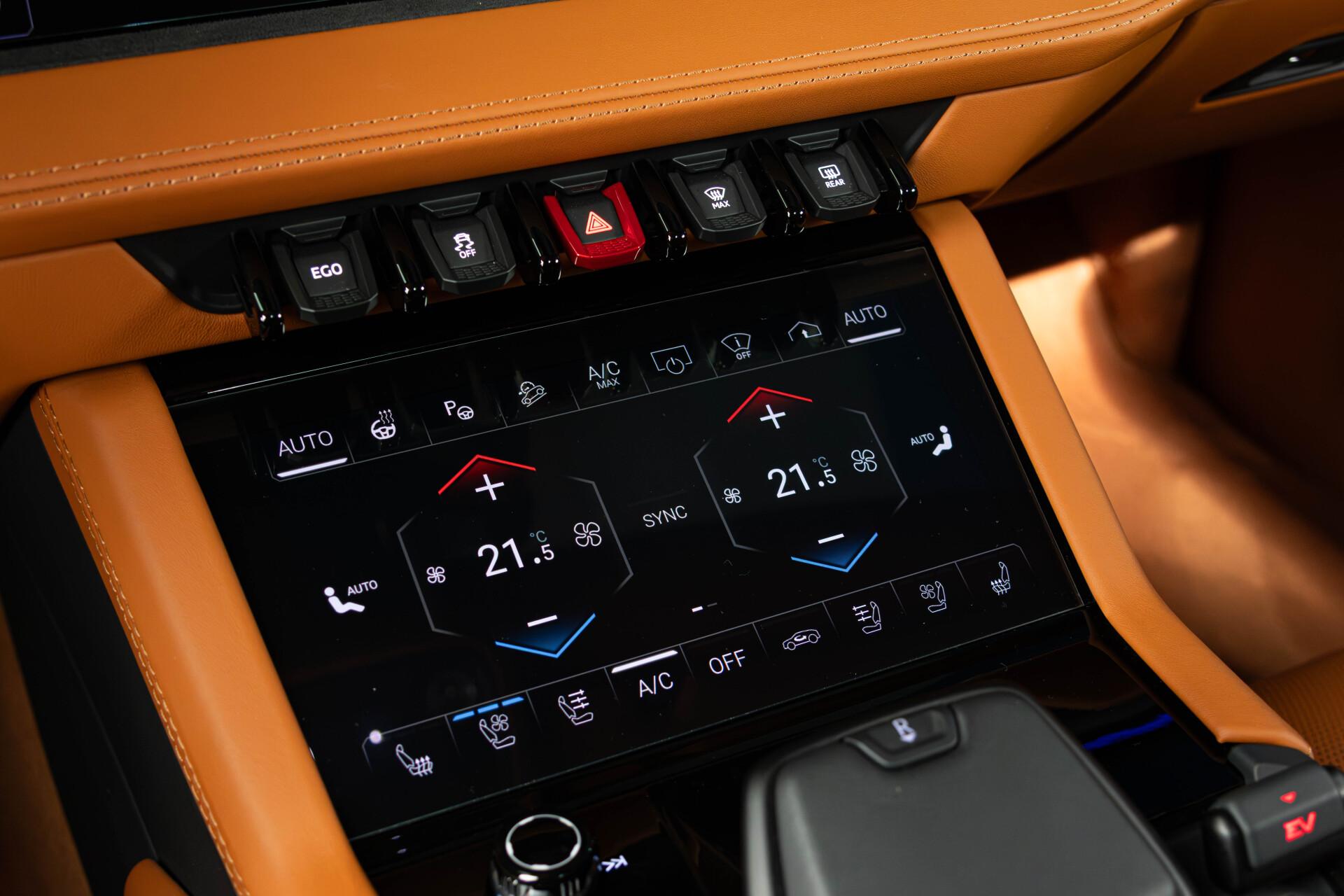 Lamborghini Urus SE 4.0 V8 / B&O / 23" / Style package / Rear entertainment / Special color / Panorama / ACC / HUD - Autonova