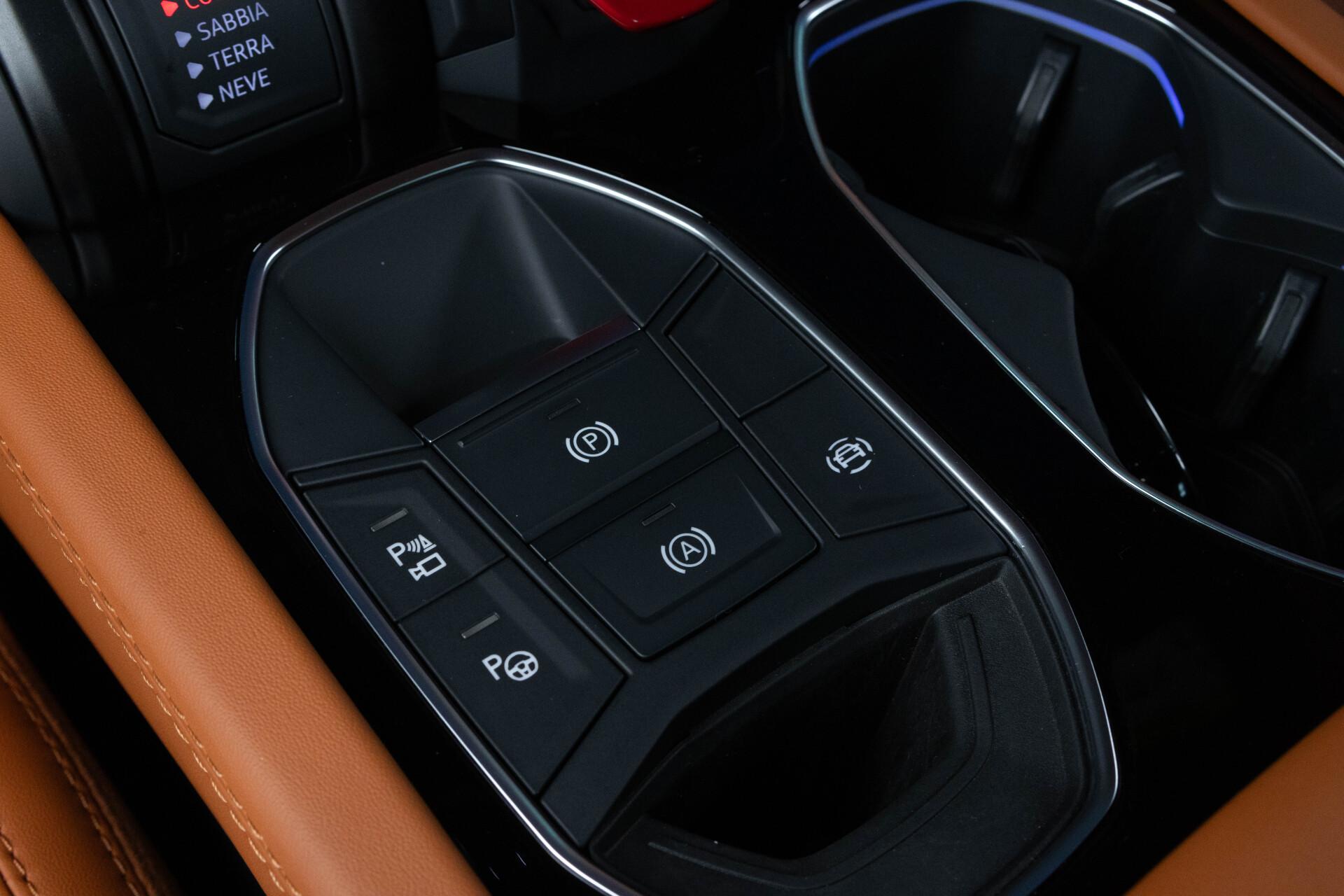 Lamborghini Urus SE 4.0 V8 / B&O / 23" / Style package / Rear entertainment / Special color / Panorama / ACC / HUD - Autonova