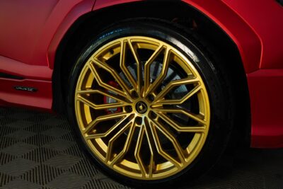 Lamborghini Urus SE 4.0 V8 / B&O / 23" / Style package / Rear entertainment / Special color / Panorama / ACC / HUD - Autonova