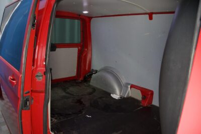 Volkswagen Transporter Pitkä 2,0 TDI 150 kW 4Motion DSG / Koukku / LED / Webasto / Tutkat ja kamera / Lohko / Takatilan lämmitin - Autonova