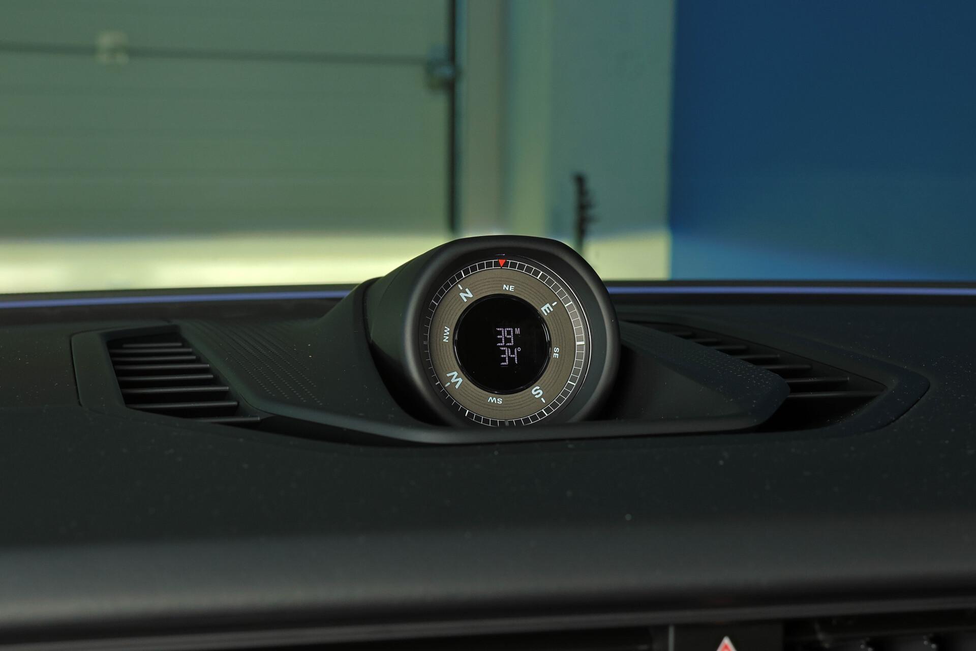 Porsche Cayenne Cayenne Turbo / HUD / BOSE / Drive Assist / Koukku / Panorama / Sport Chrono / Nelipyöräohjaus / Muistipenkit / 21" - AutoNova