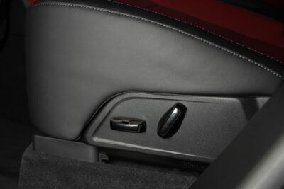 Porsche Cayenne Cayenne Turbo / HUD / BOSE / Drive Assist / Koukku / Panorama / Sport Chrono / Nelipyöräohjaus / Muistipenkit / 21" - AutoNova
