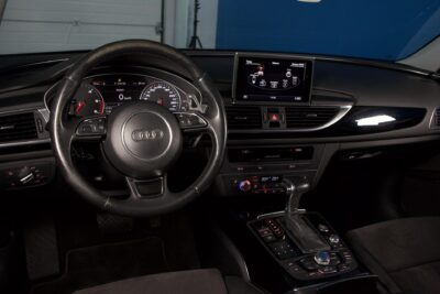 Audi A6 Avant V6 TDI Biturbo 230kW / LED / ACC /  BOSE / Kamera / Webasto / Keyless Go / Tutkat - Autonova