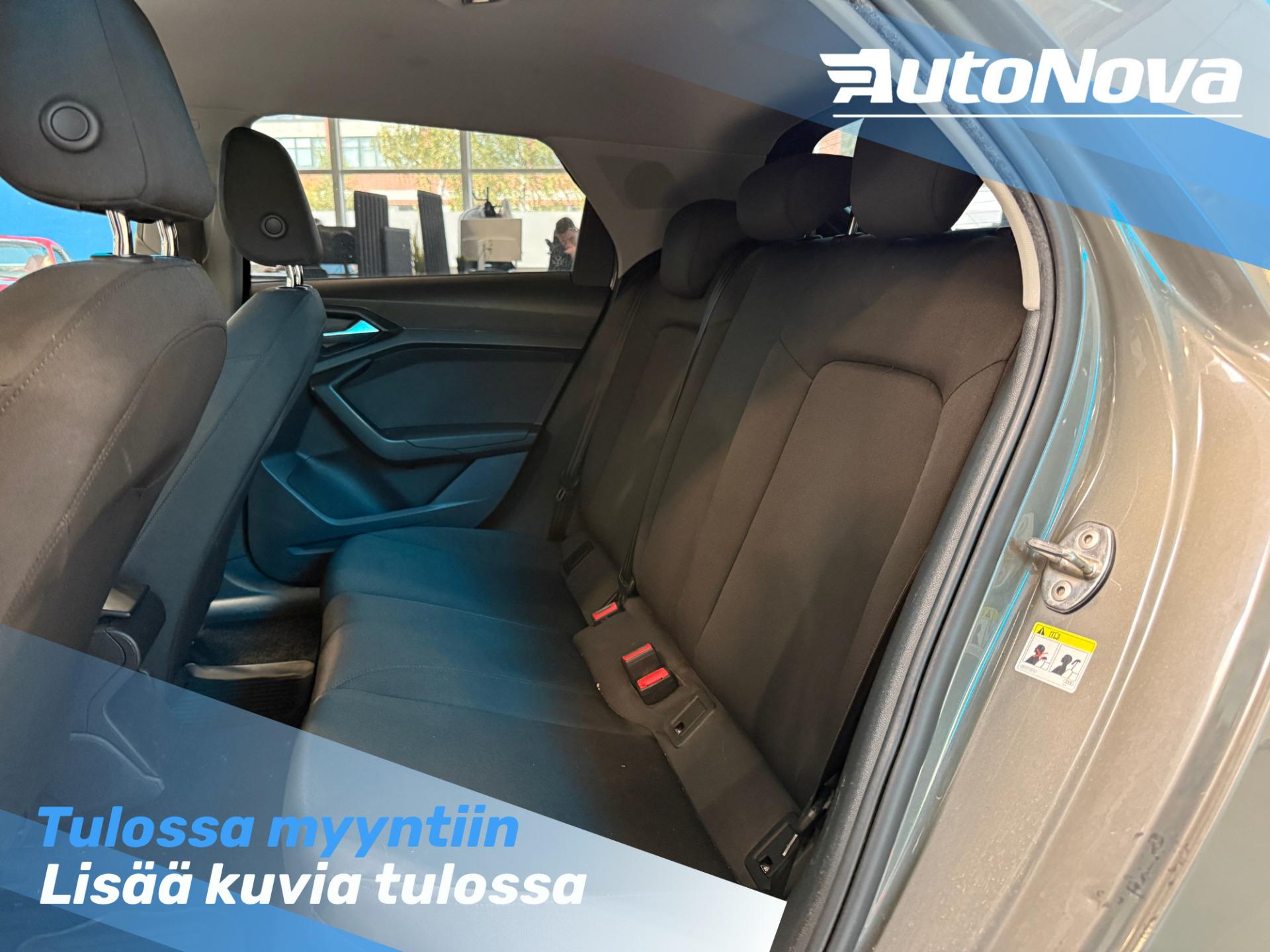 Audi A1 Sportback edition one 30 TFSI 85 kW S tronc S-Line / P.Kamera / Adapt. Vakkari / Apple Carplay / Digimittaristo / LED - Autonova