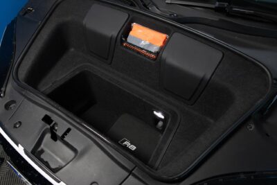 Audi R8 V10 Performance Plus / Capristo / Kuppipenkit / Extended Carbon / Keraamiset jarrut / Magnetic Ride / KW / Vossen - AutoNova